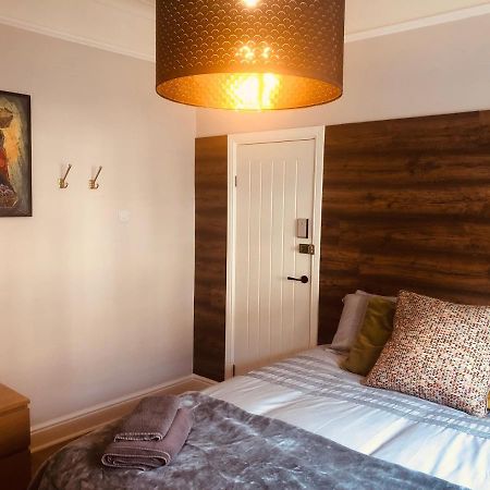Maritime Pods Hotell Portsmouth Eksteriør bilde
