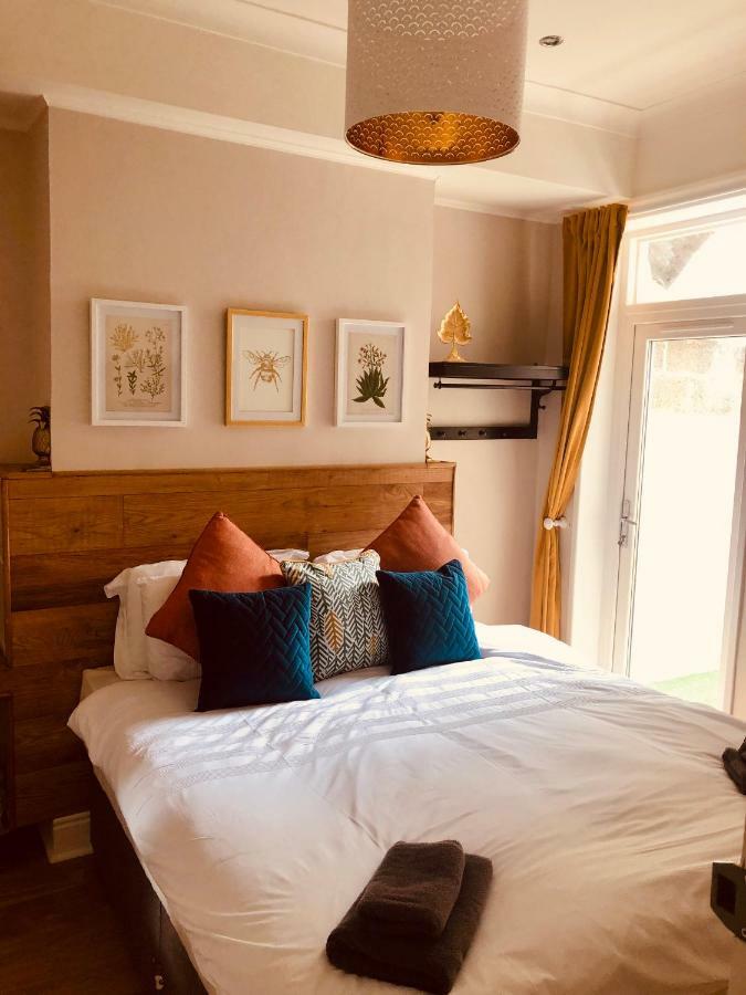 Maritime Pods Hotell Portsmouth Eksteriør bilde
